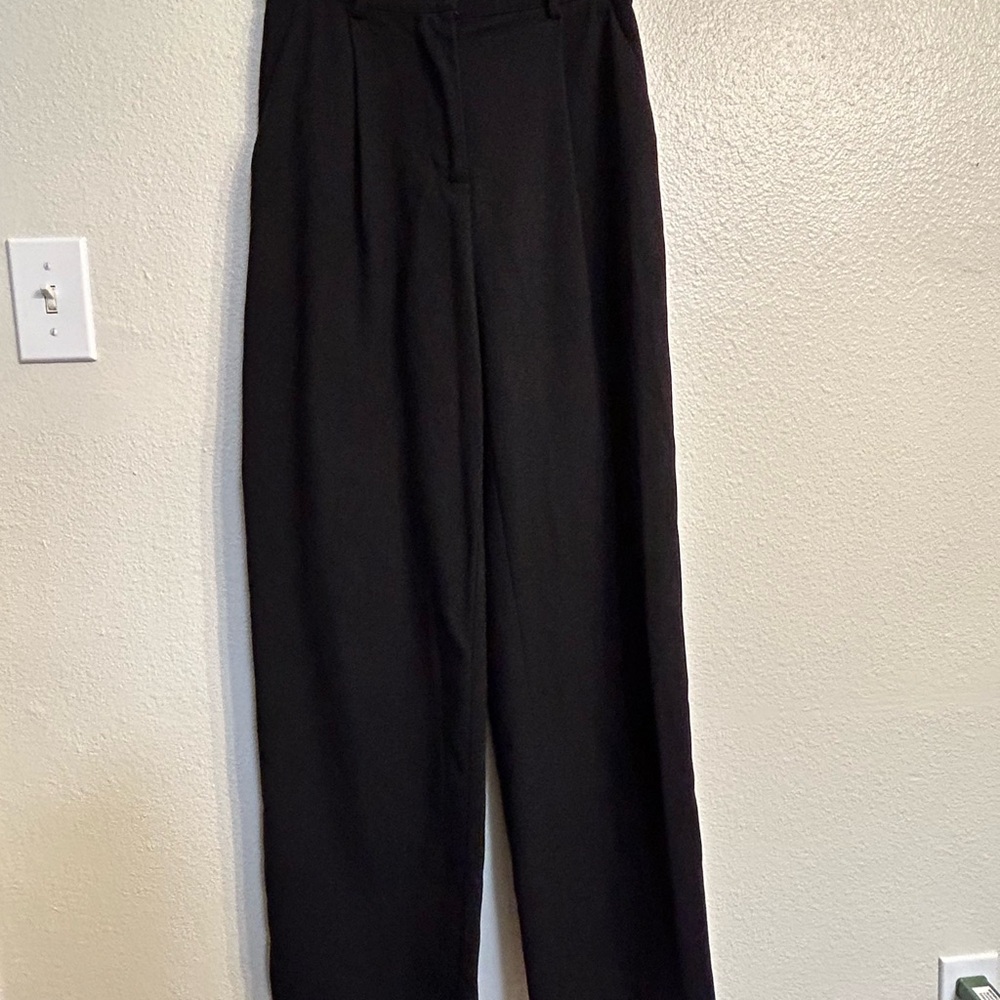 Chic Black High-Waisted Trousers
